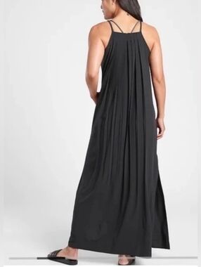 Athleta Hayes Pleated Maxi Dress Black Size S - Lightweight Pockets